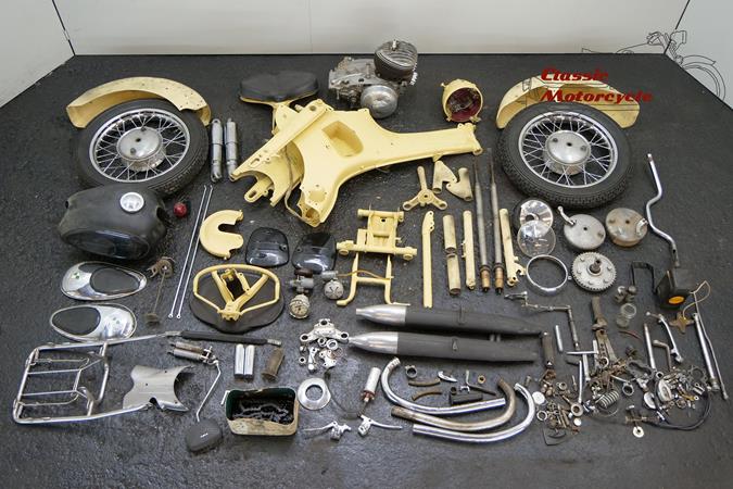 Puch 125 SVS c.1962 124cc 1 cyl ts