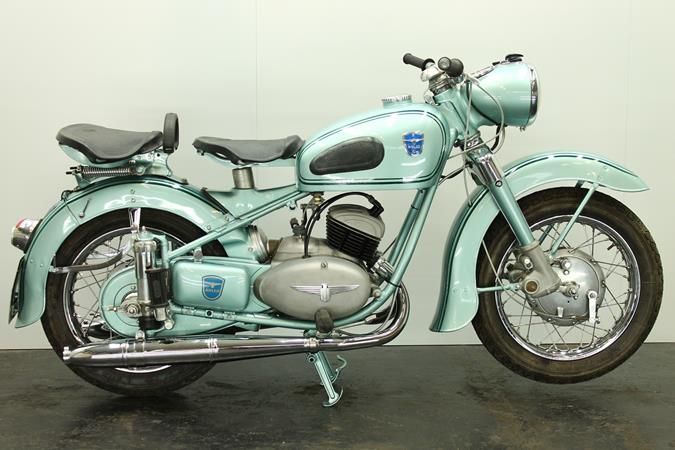 Adler MB250 1954 250cc 2 cyl ts