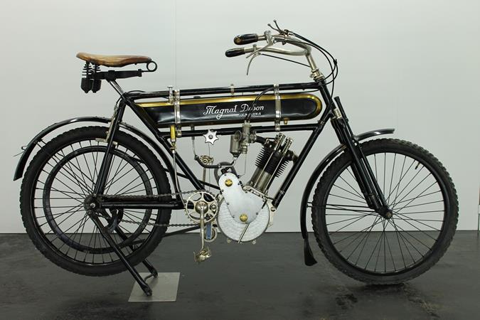 Magnat Debon "Course" racer c.1912 441cc 1 cyl ohv