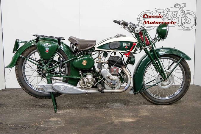 Classic vintage motorcycles for 2024 sale