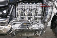 Triumph Rocket 3 2006 2300cc 3 cyl ohc