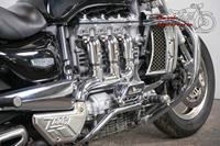 Triumph Rocket 3 2006 2300cc 3 cyl ohc